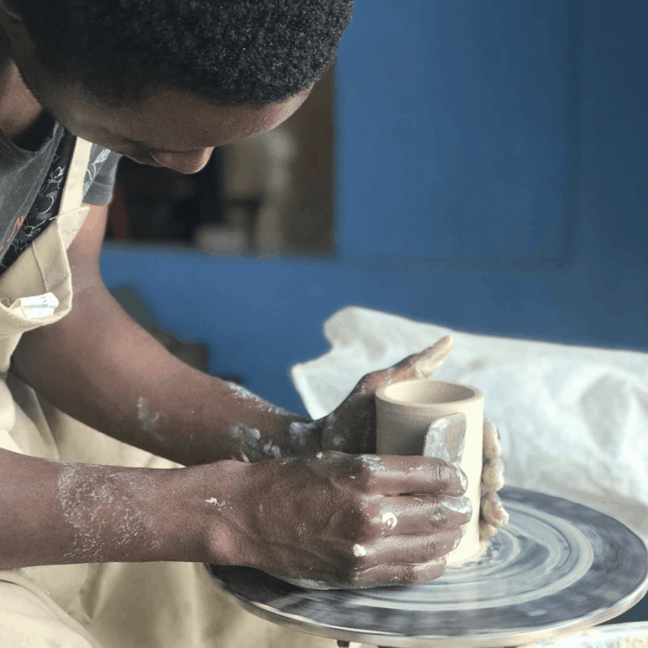 Lettie Stuart pottery, Sierra Leon, Ker ceramics, kerrvk